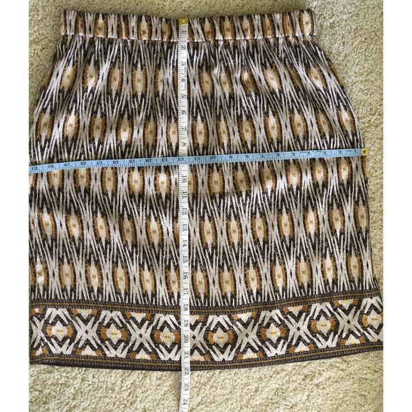 Chico's Pencil Skirt, Never Worn, size 1, Black Tan and Beige, Geometric Design - Picture 2 of 4